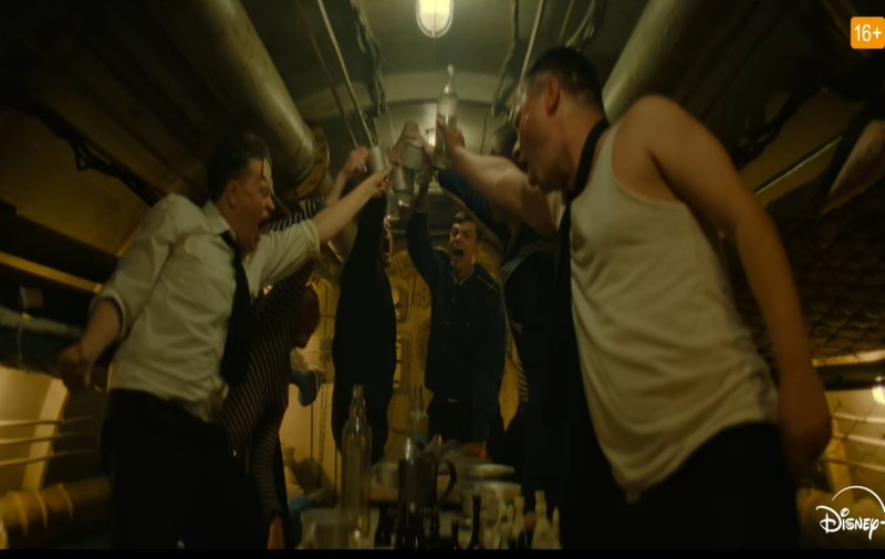 „Whiskey cu gheață”, satira politică despre eroarea care a dus lumea aproape de un conflict nuclear, disponibilă pe Disney+| VIDEO