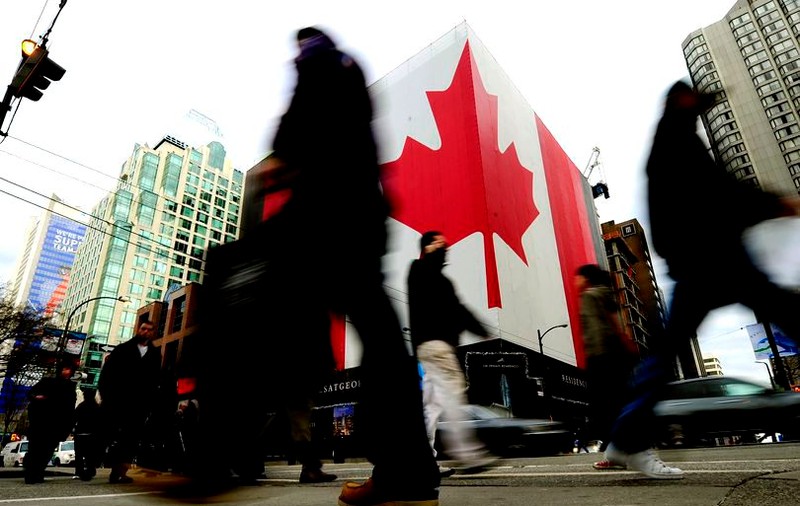 Noi reguli pentru românii care vor să călătorească în Canada fără viză