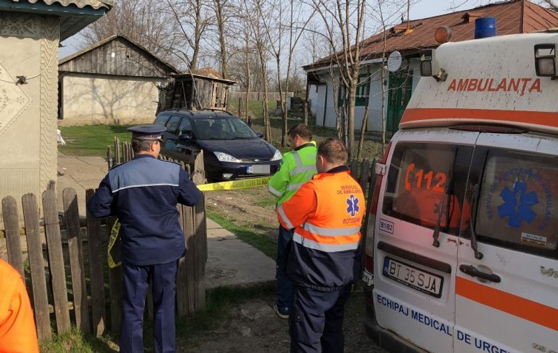 Doi bărbați din Botoșani au murit după ce au fost cu sorcova. Unul a făcut infarct în fața gazdelor la care mersese cu uratul