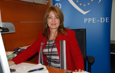 Profesoara de matematică Mihaela Popa, despre simularea în cascadă a Evaluării Naționale: „Aduce doar haos în școli, materie pierdută și ore date peste cap”