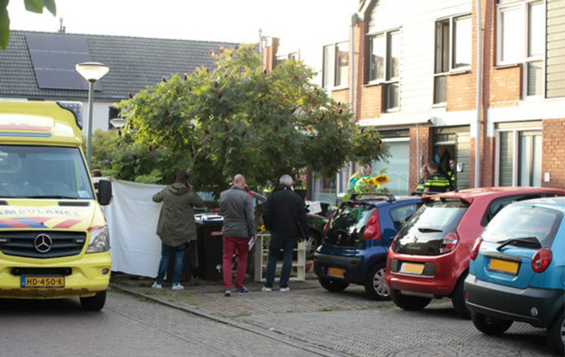 VIDEO | Un polițist din Dordrecht și-ar fi împușcat mortal câțiva membri ai familiei, iar apoi s-ar fi sinucis