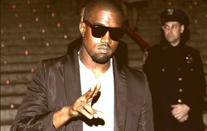Kanye West îi cere scuze lui Taylor Swift pentru că a întrerupt-o la Premiile MTV: "Am scris un cântec pentru tine"