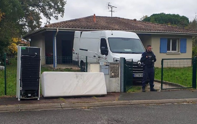 Poliția a intrat peste o familie de români în Franța. Fetița de 7 ani, mama și bunica ei încă dormeau: „Nu știu ce se va întâmpla cu noi”