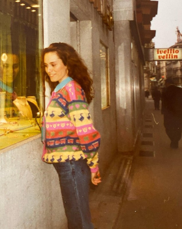 Fotografii rare cu Andreea Esca din 1992, când nu lucra încă la PRO TV. „Am fost în prima mea delegație peste hotare”