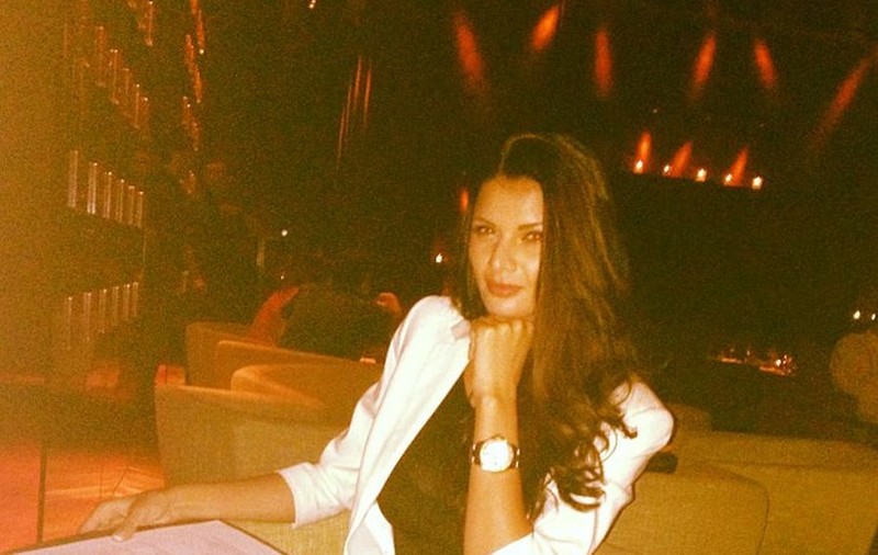 RAMONA GABOR, RĂSFĂŢ MAXIM LA PARIS! Uite în ce lux se lăfăie cu amicele ei!