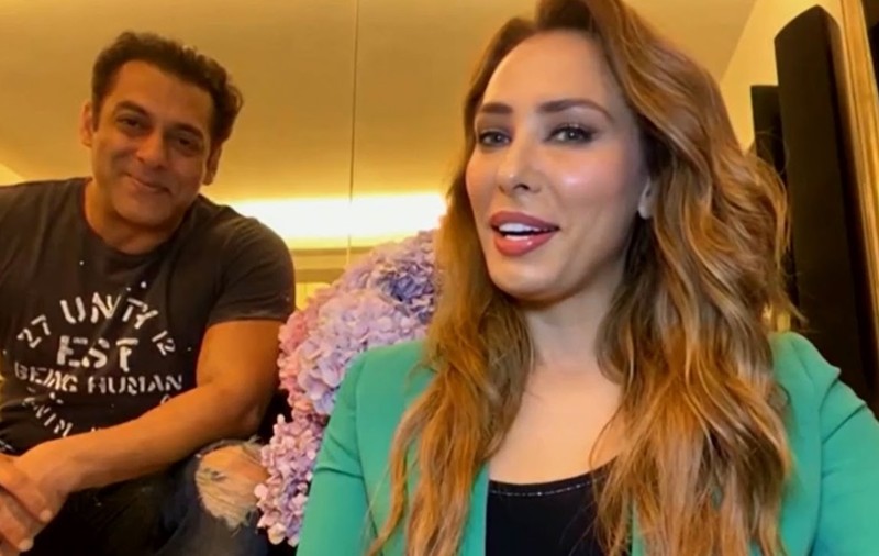 Iulia Vântur și Salman Khan, pe prima pagină în presa din India. Ce se scrie despre actor, după ce a apărut cu socrii: „Gata să se așeze la casa lui cu Iulia”