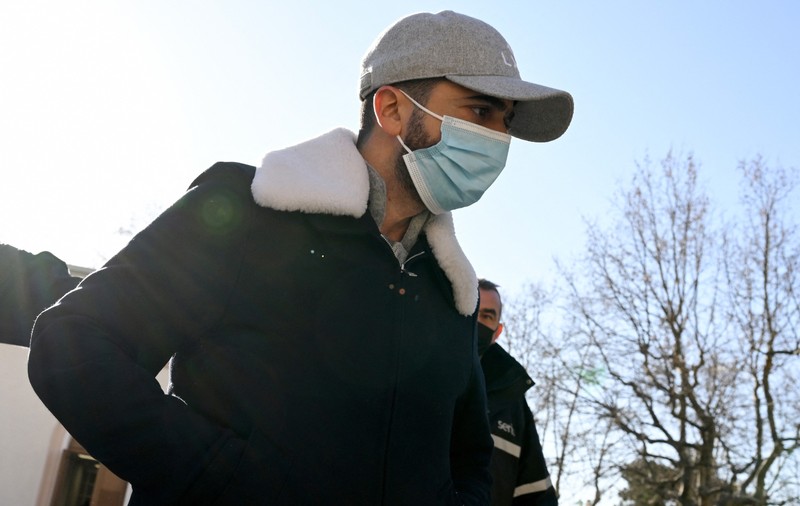„Stomatologul groazei” din Marseille a extras 4.000 de dinți sănătoși, apoi le-a vândut pacienților săi proteze scumpe. Ce pedeapsă a primit