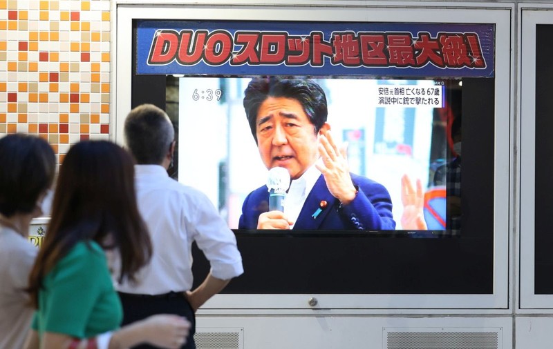 „Cum s-a putut întâmpla asta în Japonia?”. Șocul uciderii lui Shinzo Abe, într-una dintre cele mai sigure țări din lume