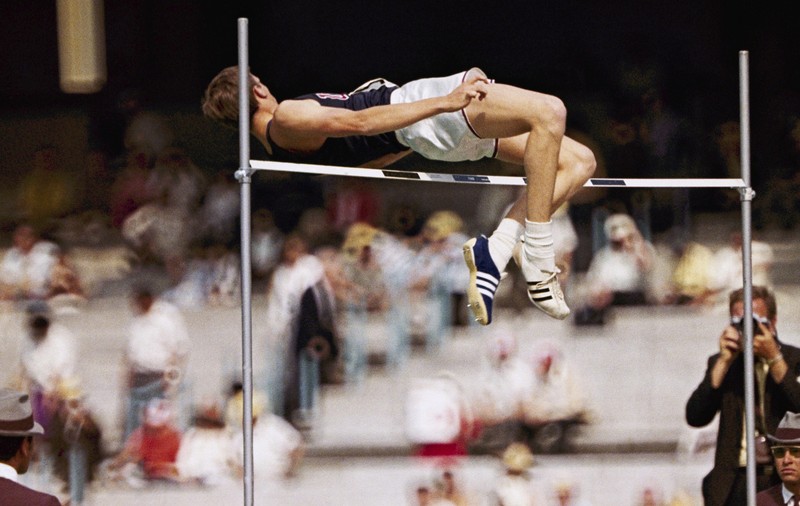 Săritorul în înălțime Dick Fosbury a murit. Campion olimpic în 1968, americanul a revoluționat această probă din atletism