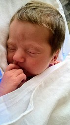 Agnes, fetița Sandei Nicola și a lui Liviu Iolu
