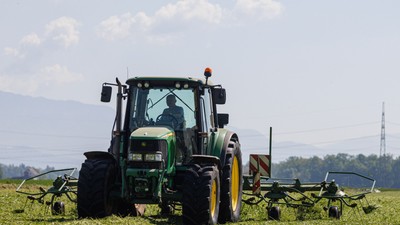 Tractor