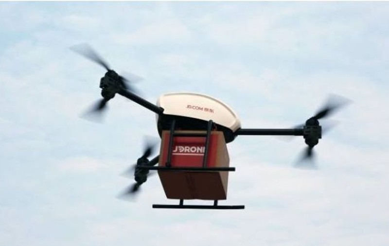 Chinezii au inventat o dronă care poate transporta o tonă de marfă la 300 de kilometri distanță