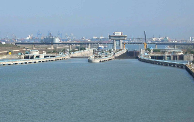 Două femei găsite moarte în aceeași oră în Canalul Dunăre - Marea Neagră, una la Cernavodă, alta la Medgidia