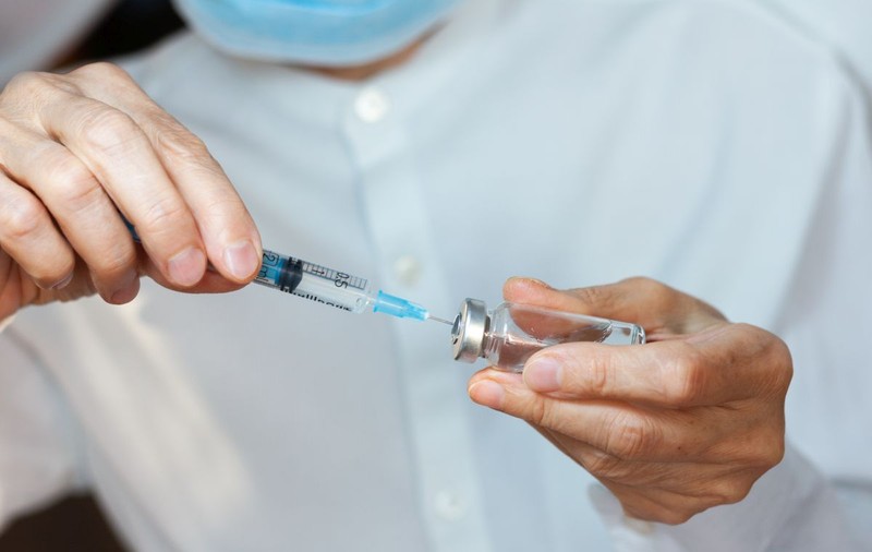 Un cocktail de anticorpi pentru prevenirea și tratarea COVID-19 este în faza de testare finală