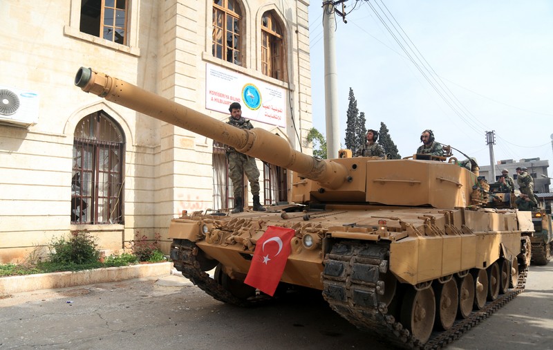 Erdogan anunță că turcii vor continua ofensiva într-o zonă cu militari americani