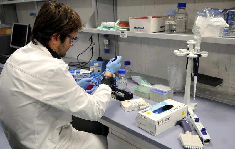 Materialele și suprafețele care ucid bacteriile și virusurile