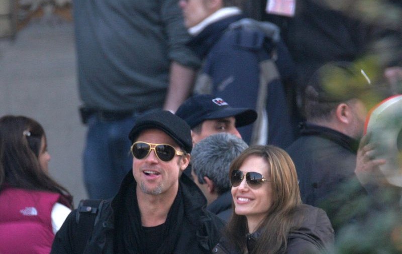 Angelina Jolie nu mai are voie să filmeze în Bosnia