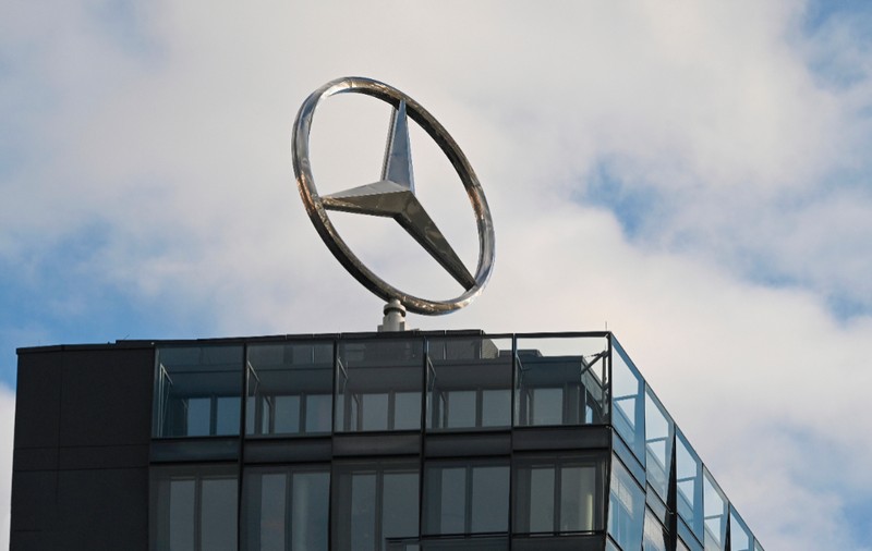 Mercedes își înjumătățește profitul: dezastrul din China îi costă 5 miliarde de euro pe nemți
