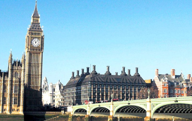 280.600 de cetăţeni români au cerut obţinerea noului statut în Marea Britanie înainte de Brexit