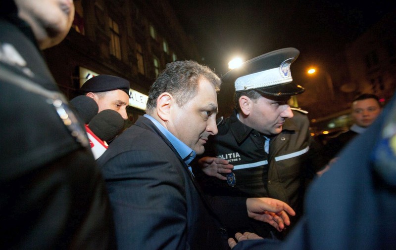 DNA a extins urmărirea penală față de cinci firme din dosarul în care este cercetat fostul primar Marian Vanghelie
