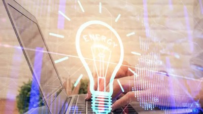 VIDEO Am întrebat un economist și inteligența artificială ce sfaturi le-ar da românilor ca să facă economii. Ce au răspuns