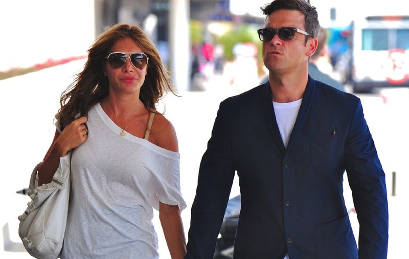 Robbie Williams renunţă la burlacie! Cântăreţul se însoară în acest weekend cu Ayda Field