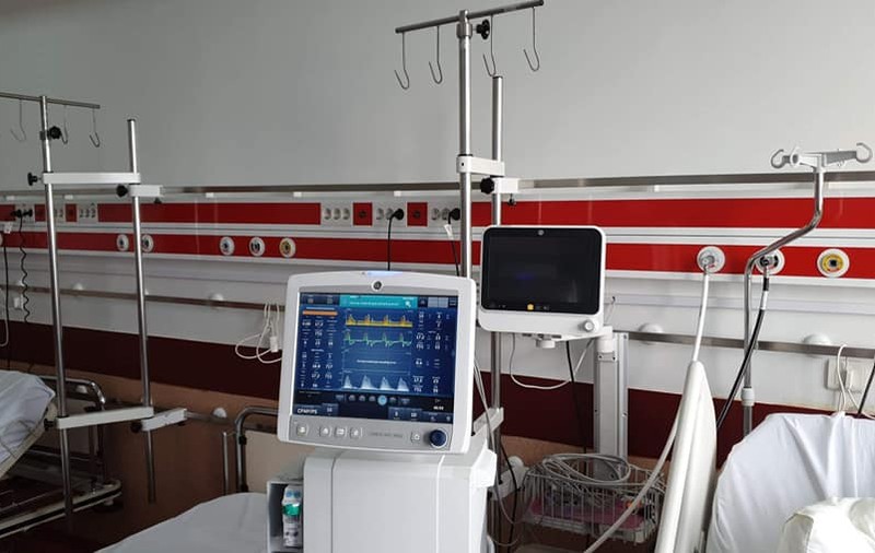 Cel mai mare spital din Bărăgan caută medici pe Facebook. "Cazare în bloc nou, program flexibil, sporuri, dar şi alte avantaje"