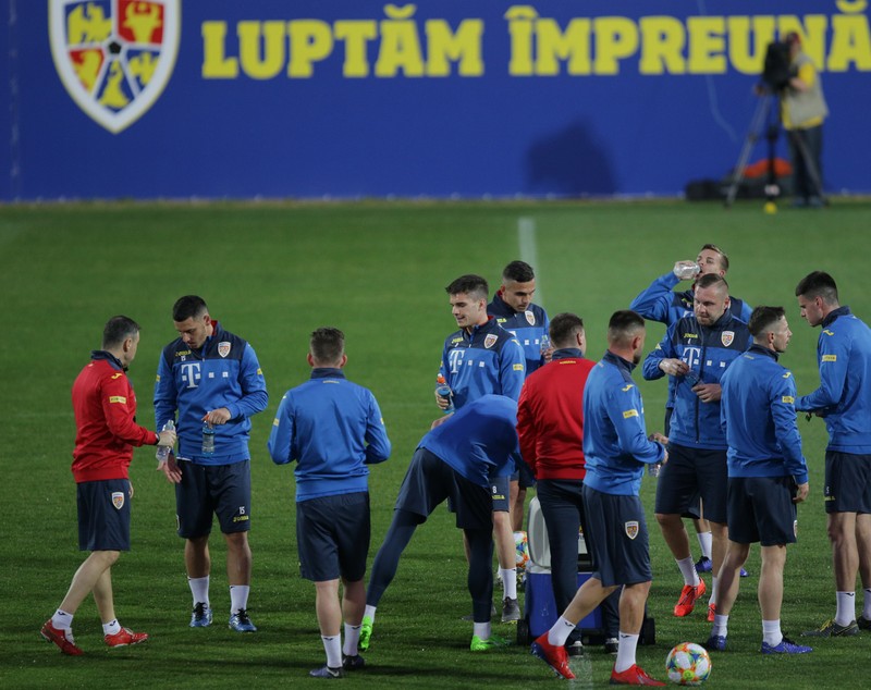 Start spre Euro 2020. Cosmin Contra și-a avertizat jucătorii: ”Ne așteaptă un meci dur în Suedia” | GALERIE FOTO&VIDEO