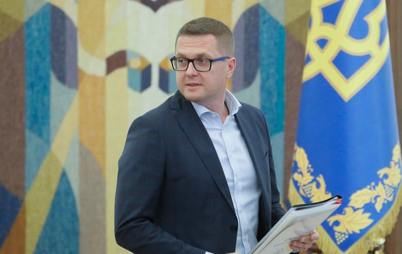 Presă: Directorul Serviciului de Securitate al Ucrainei i-a scos un dinte șefului administrației prezidențiale. S-au bătut chiar în fața sediului președinției