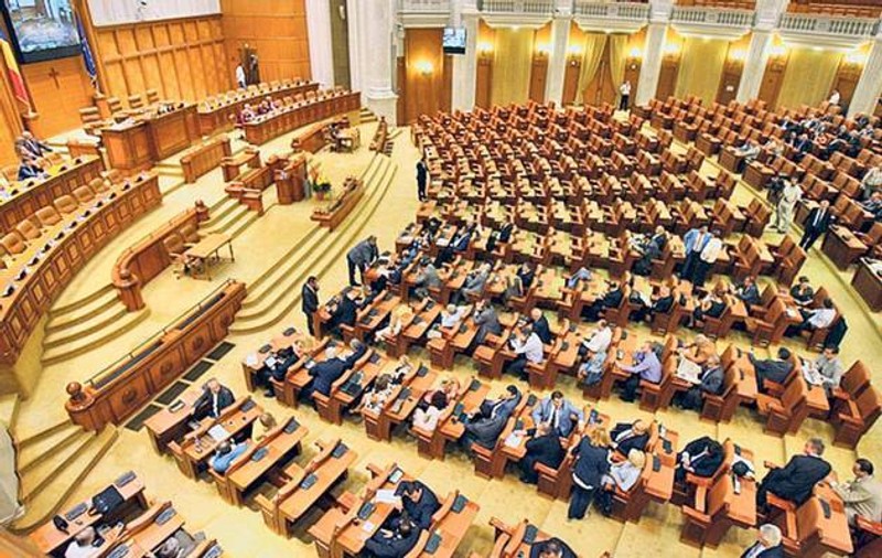 Şedinţa de guvern, dedicată OUG de modificare a pensiilor speciale, amânată din cauza lipsei unor avize