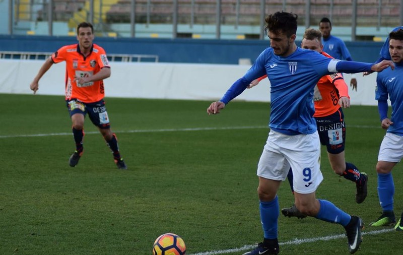 CSU Craiova, două victorii într-o zi! Astra a luat un Pogon, iar Şumudică a sărit la gâtul arbitrilor. Budescu, titular