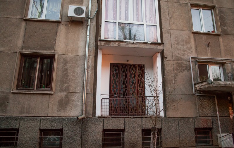 Rețeta amorului într-un apartament din Ferentari: pornhub și Paprika TV. De ce mi-a plăcut noul roman al lui Adrian Schiop