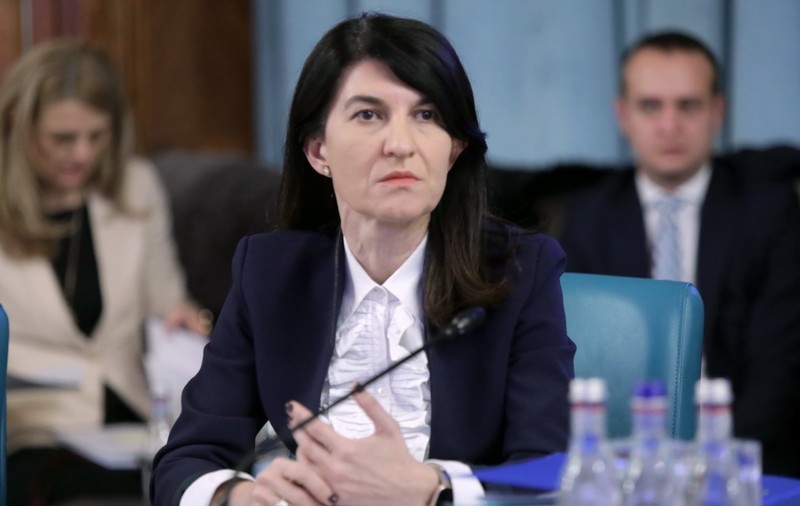 Ministrul muncii şi-a propus să numere toţi bugetarii: "România nu știe, cu certitudine,  cine e angajat și mai ales câte persoane plătim din bani publici"