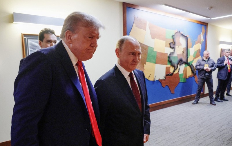 Vladimir Putin curtează corporațiile americane pentru a-l convinge pe Donald Trump să ridice sancțiunile. Răspunsul primit de la șeful ExxonMobil