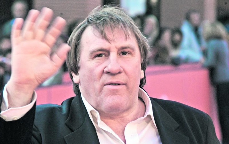 Gérard Depardieu vrea să stea cât mai puţin în România!