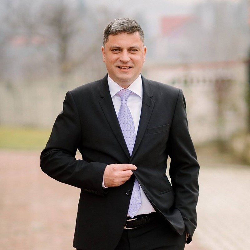Lucian Resmeriță