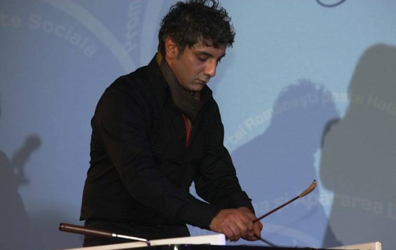 Marius Mihalache cântă vineri seară la TVR 2