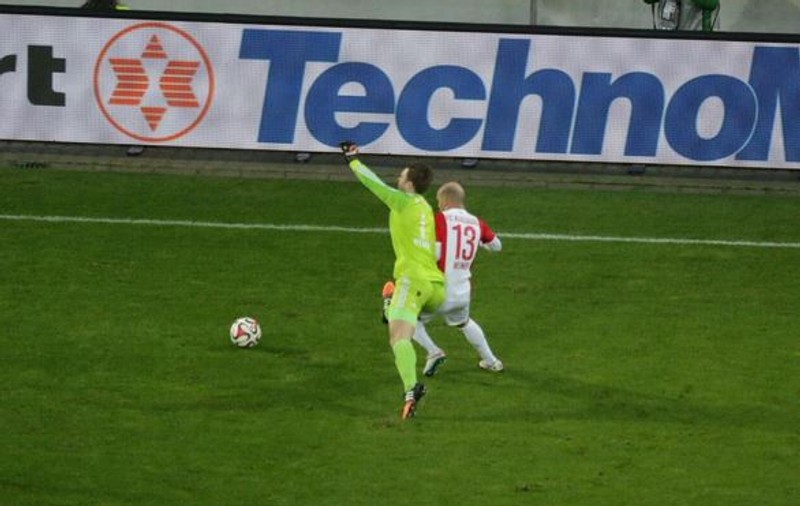 VIDEO / Augsburg - Bayern Munchen 0-4. Fază incredibilă făcută de Neuer