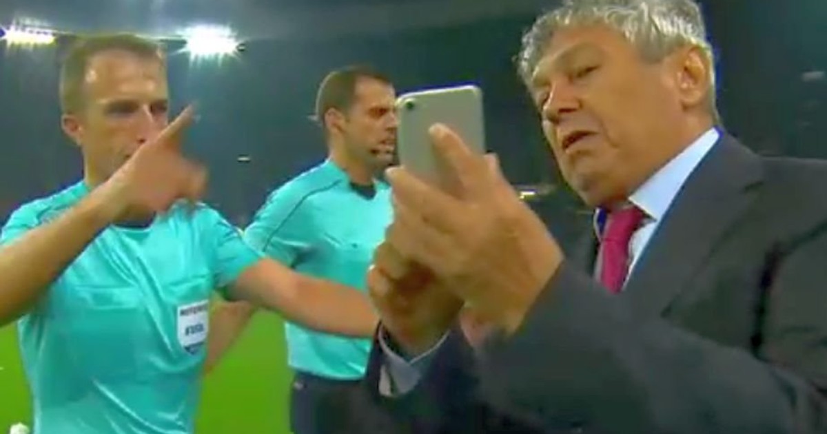 Mircea Lucescu a fost suspendat pentru că a alergat cu telefonul după arbitru