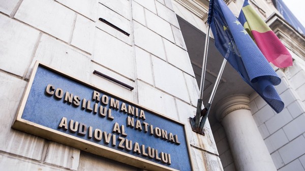 Panou cu Consiliul National al Audiovizualului 