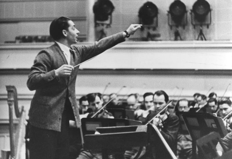 Dirijorul austriac Herbert von Karajan