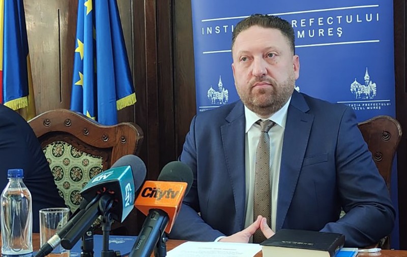Fratele directoarei DGASPC Mureș implicată în cazul „orfelinatelor groazei” a fost numit prefect