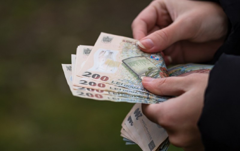 Companiile vor fi obligate din 2026 să dea informații angajaților despre salariile medii și bonusurile din firmă