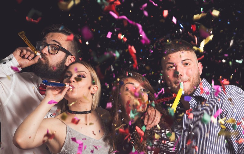 Confetti sau confeti – cum se scrie corect?