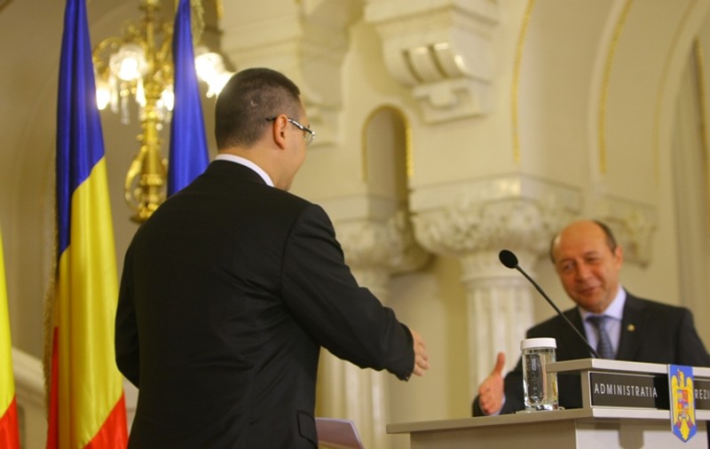 Naşul Ponta îl lasă pe Băsescu să petreacă LINIŞTIT la nunta fiicei! Vezi ce i-a TRANSMIS!