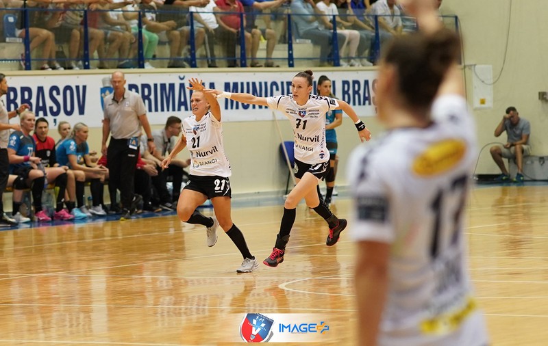 SCM Rm. Vâlcea - CSM București, derby-ul Ligii Naționale de handbal feminin. Victorie în ultima secundă