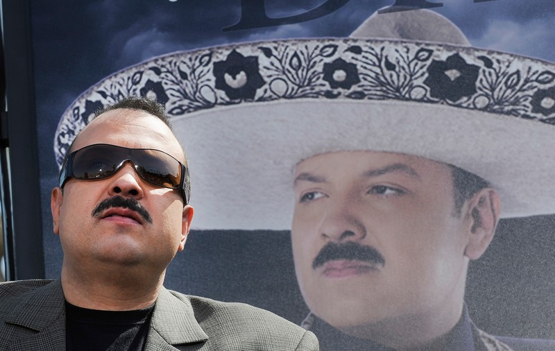 Fiul unui cântăreț foarte îndrăgit în Mexic a fost arestat în California