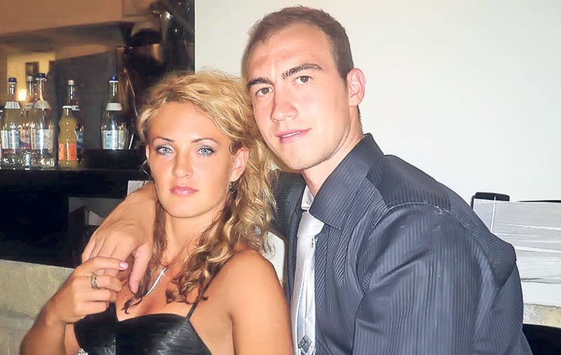 Logodiţi cu succesul! Soţ şi soţie, Valentin şi Renata Ghionea evoluează în Liga Campionilor la handbal