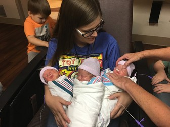 Britni cu tripleții (Foto Profimedia)