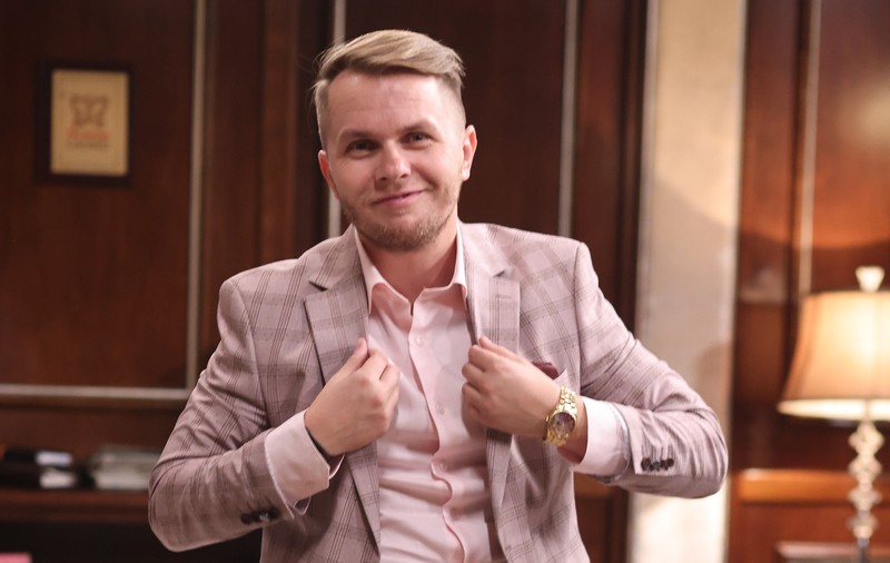 Codin Maticiuc face parte din distribuția ultimului sezon „VLAD”. „M-am bucurat să joc în primul meu serial”